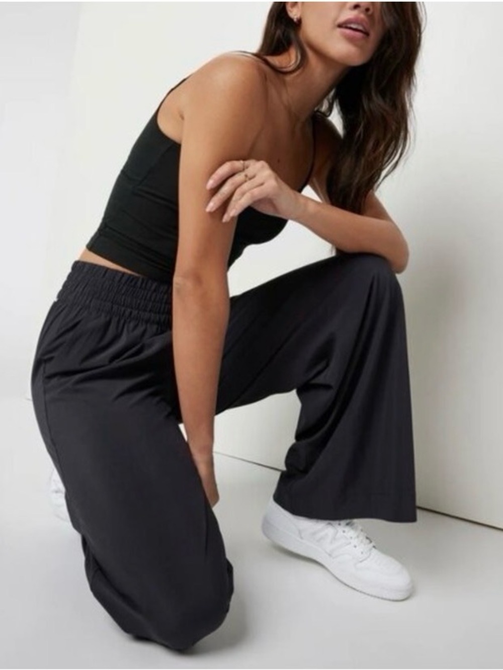 Vuori Villa Wide Leg Pant - Picture 3 of 10